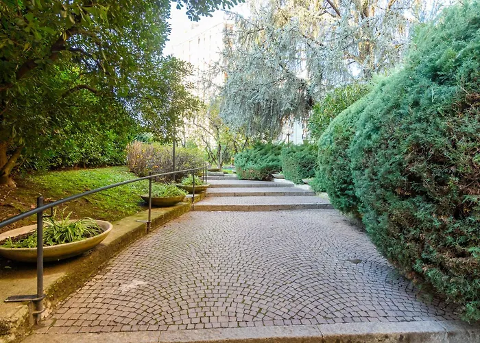 Lodi, 65 - Your Base 밀라노