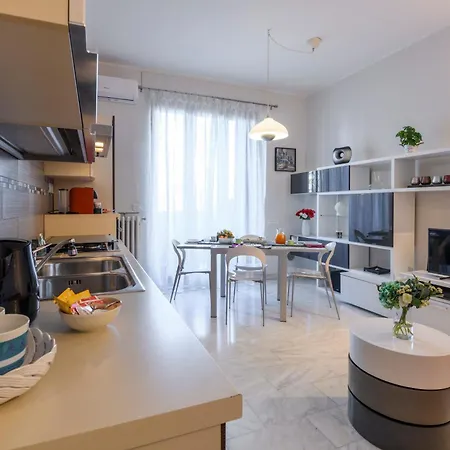 Lodi, 65 - Your Base Apartment